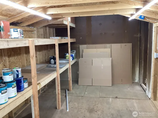 $959,500 | 17217 Larch Way, Lynnwood, WA 98037