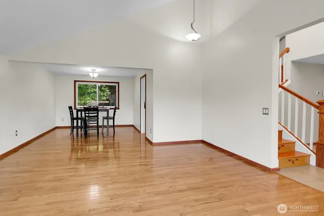 $959,500 | 17217 Larch Way, Lynnwood, WA 98037