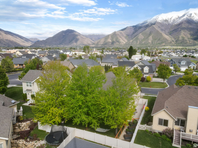 882 Sego Lily Way Mapleton, UT 84664 - Photo 40 of 41 Residential neighborhood with mountain backdrop
