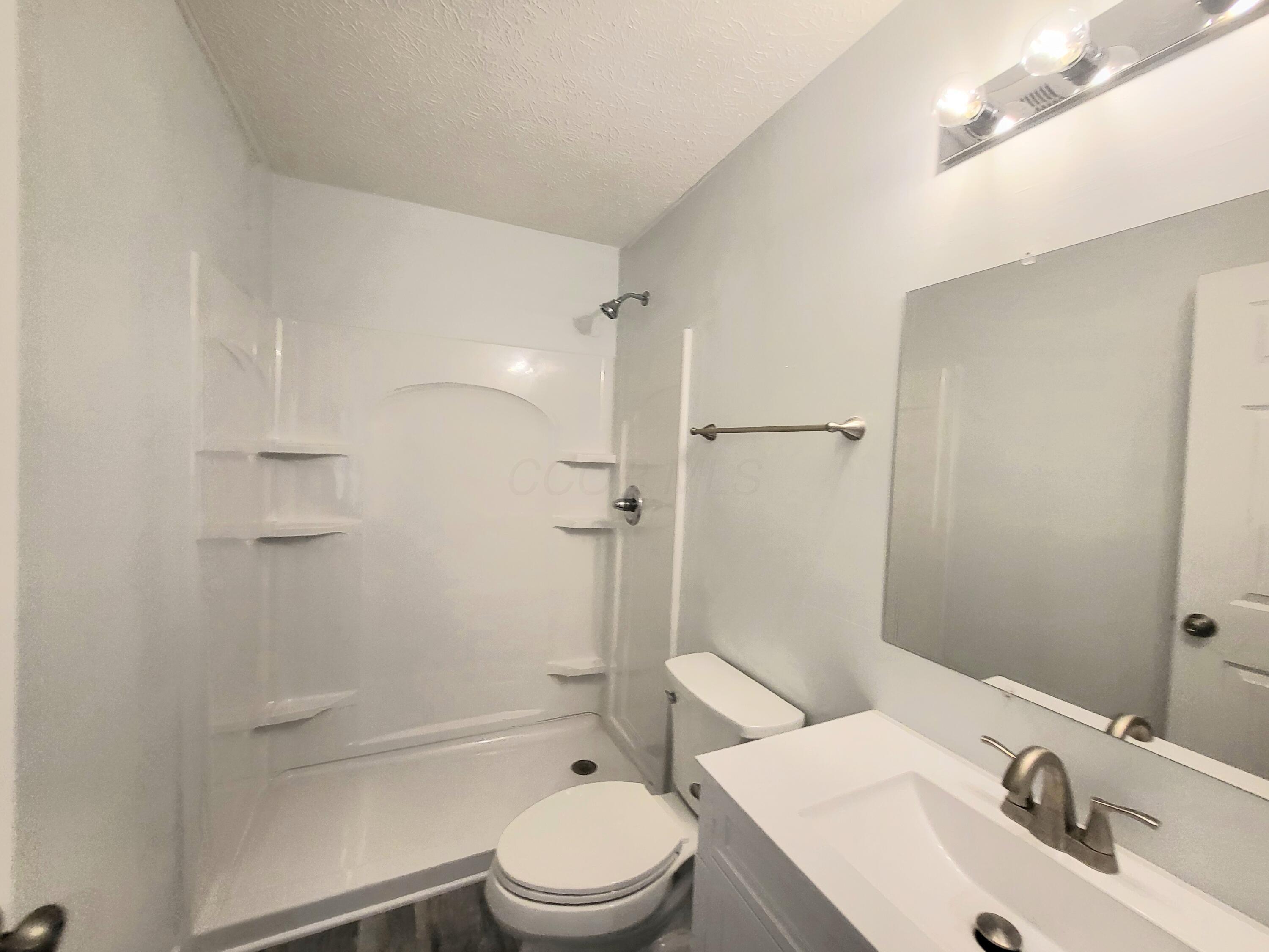 3763 North Section Line Road Radnor, OH 43066 - Photo 26 of 46 20260816_144823
