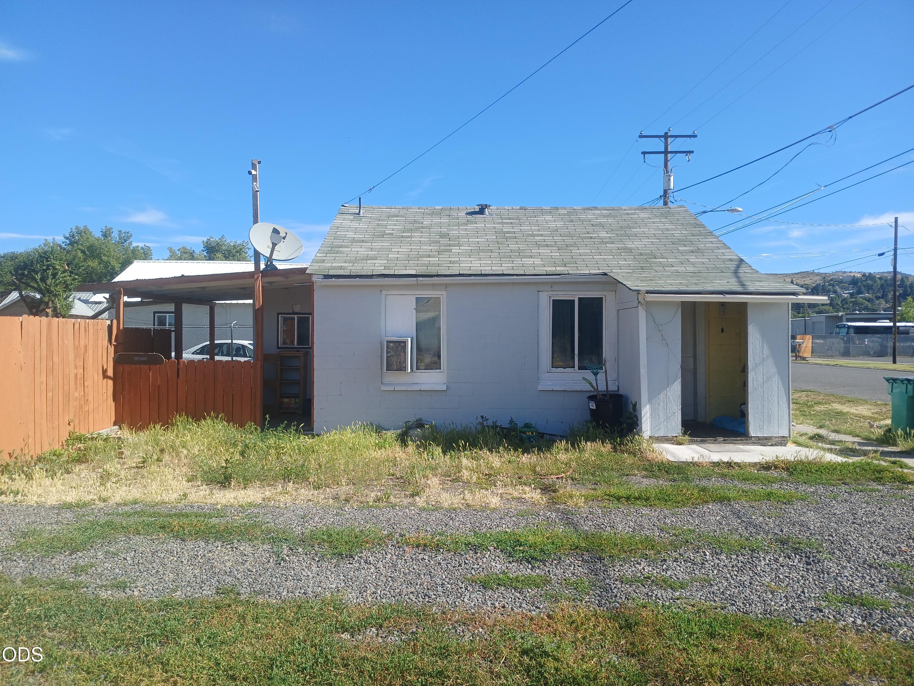 323 Commercial Street Klamath Falls, OR 97601 - Photo 30 of 31