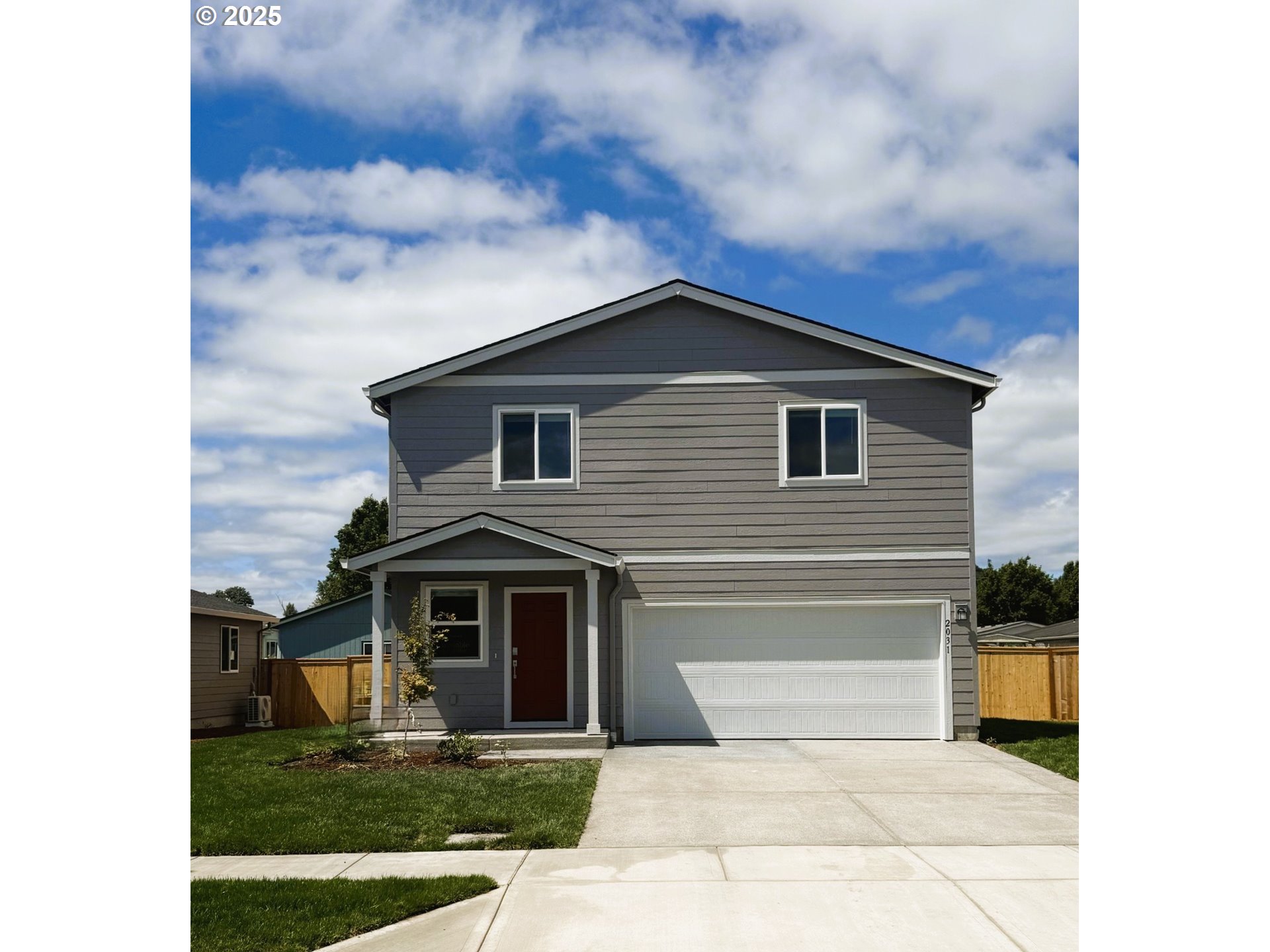 2031 Henderson Way Longview, WA 98632 - Photo 1 of 35