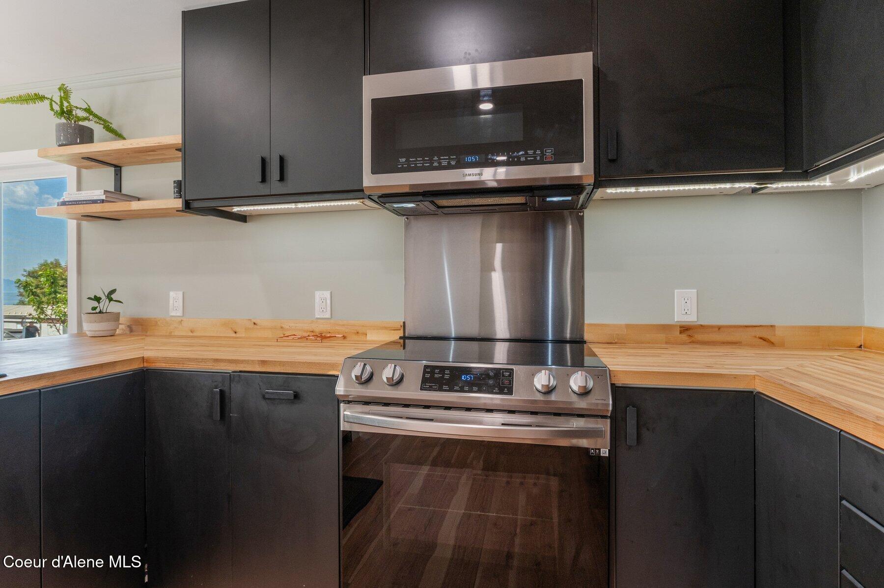 302 School Street, Unit 15 Hope, ID 83836 - Photo 17 of 31 --15.jpg-SMALL