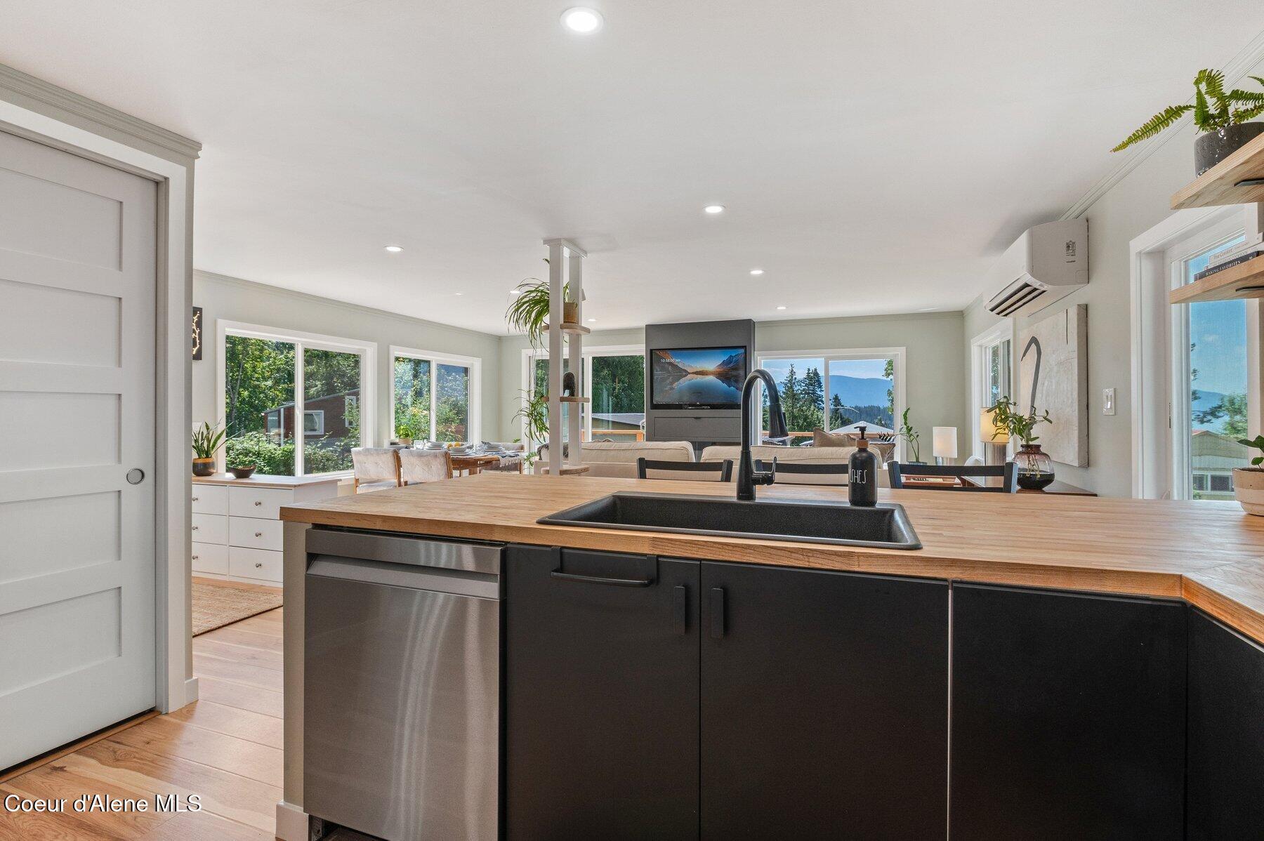 302 School Street, Unit 15 Hope, ID 83836 - Photo 18 of 31 --16.jpg-SMALL