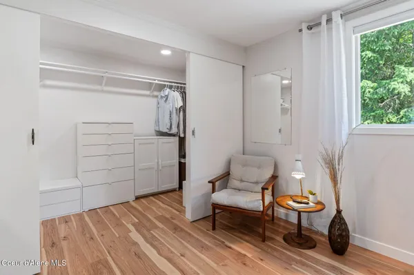 $235,000 | 302 School Street, Unit 15, Hope, ID 83836