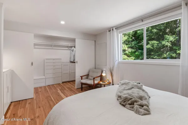 $235,000 | 302 School Street, Unit 15, Hope, ID 83836