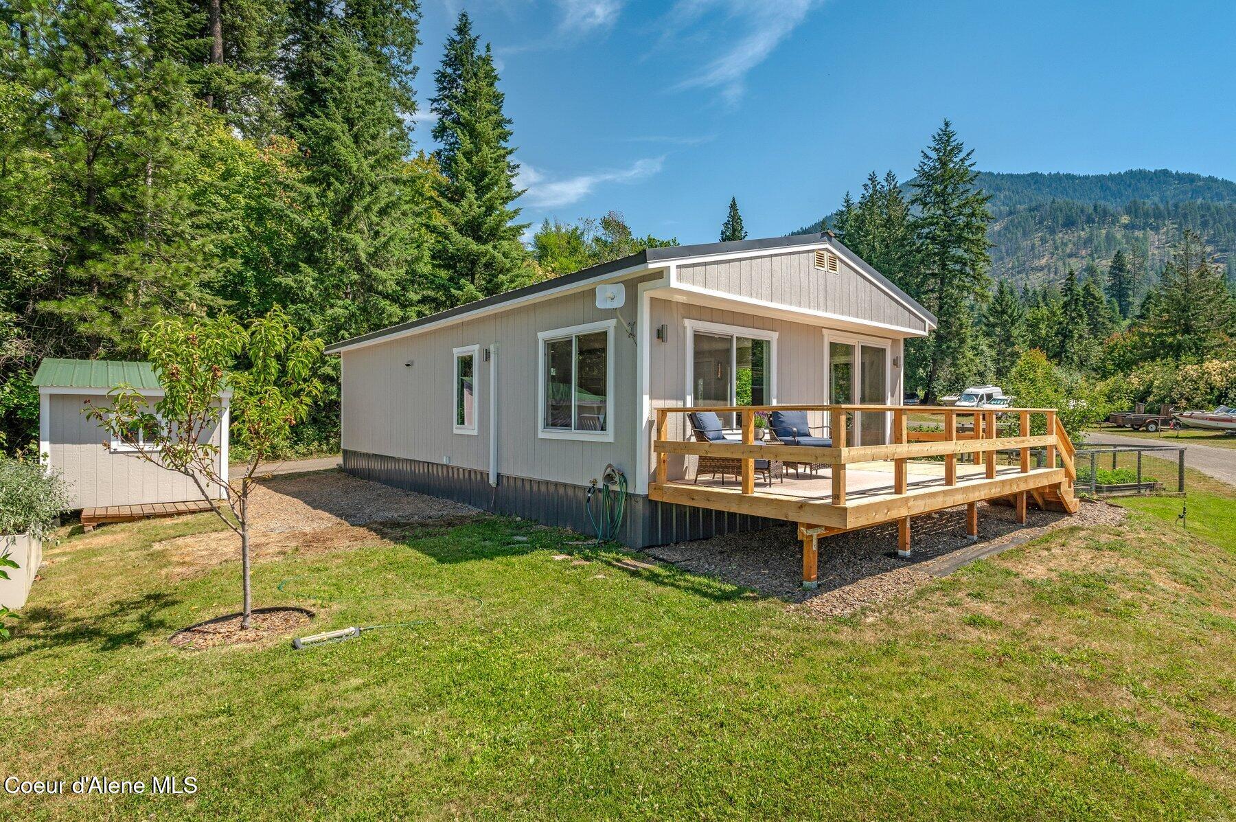 302 School Street, Unit 15 Hope, ID 83836 - Photo 3 of 31 --3.jpg-SMALL