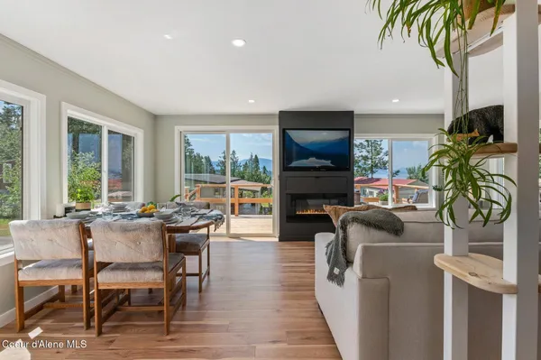 $235,000 | 302 School Street, Unit 15, Hope, ID 83836