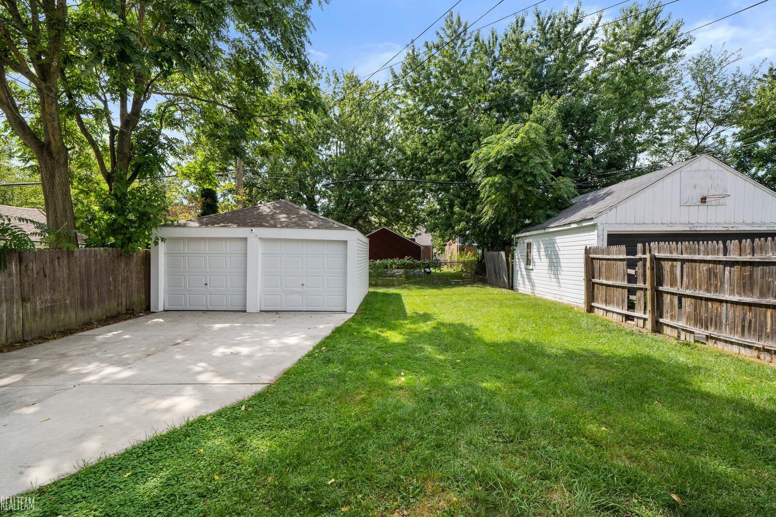 3941 Harvard Road Detroit, MI 48224 - Photo 27 of 31 50090171-26.JPG