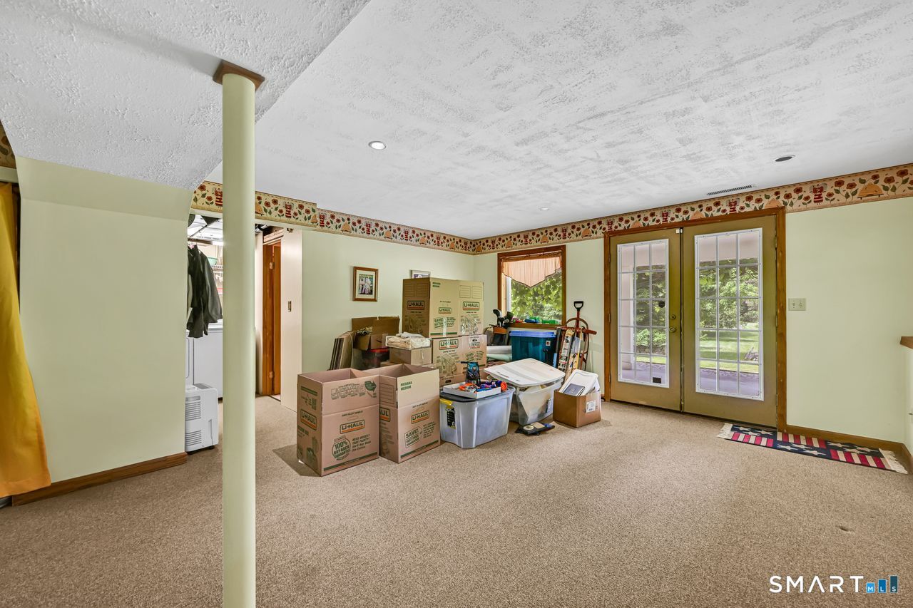 494 Nonnewaug Road Bethlehem, CT 06751 - Photo 18 of 40