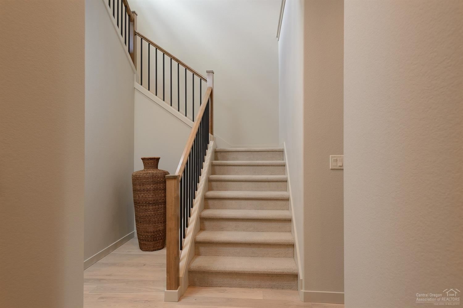60436 Kangaroo Loop Bend, OR 97702 - Photo 15 of 24 Additional Photo