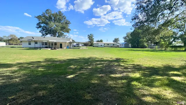 $220,000 | 129 Riverview Drive, Patterson, LA 70392