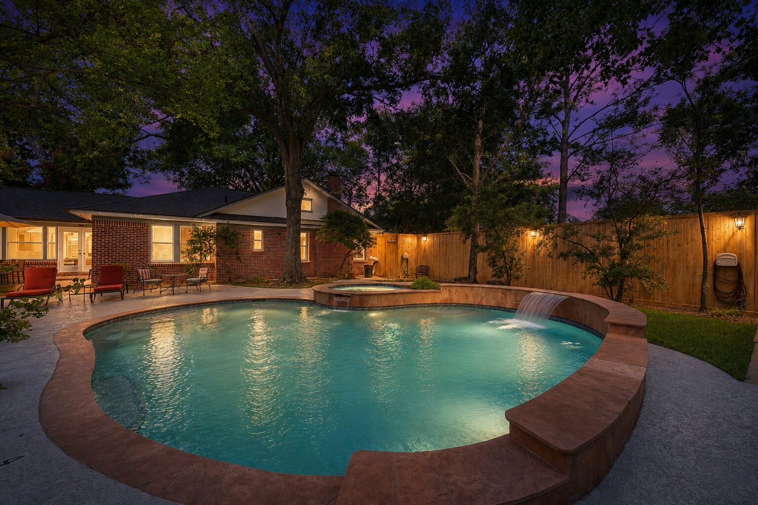 1613 California Street Houston, TX 77006 - Photo 33 of 50 Guests from around the world described this property as "an oasis" and "a hidden gem." Long before that, it was simply home.