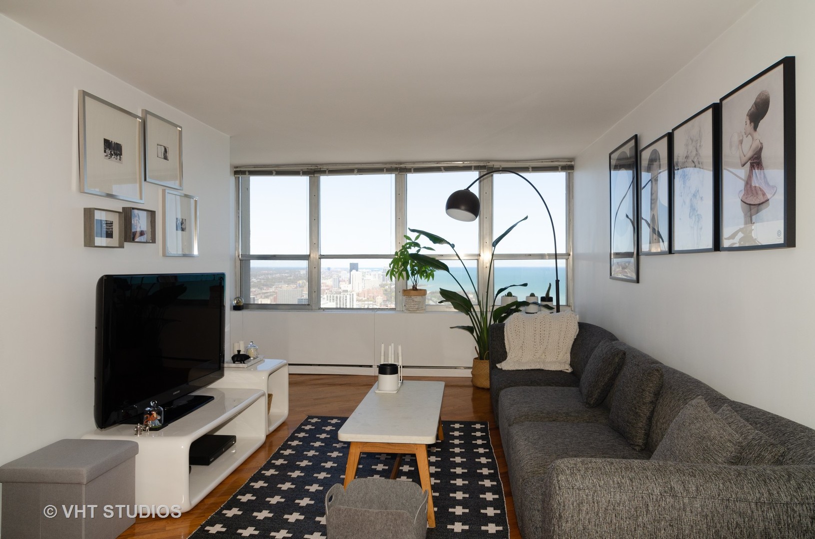 655 West Irving Park Road, Unit 5104 Chicago, IL 60613 - Photo 4 of 14