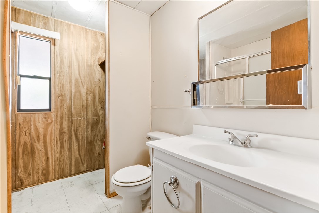 1675 Valencia Road Fort Mohave, AZ 86426 - Photo 18 of 60 Bathroom