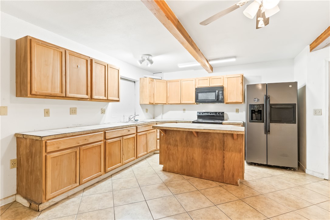 1675 Valencia Road Fort Mohave, AZ 86426 - Photo 24 of 60 Kitchen