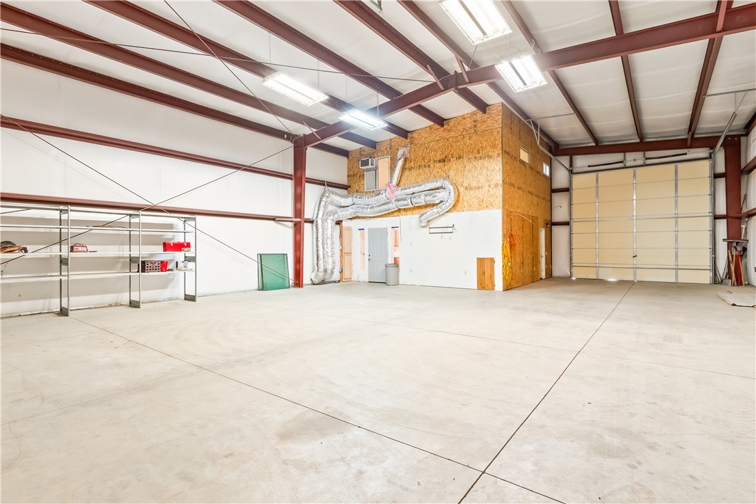 1675 Valencia Road Fort Mohave, AZ 86426 - Photo 35 of 60 Garage