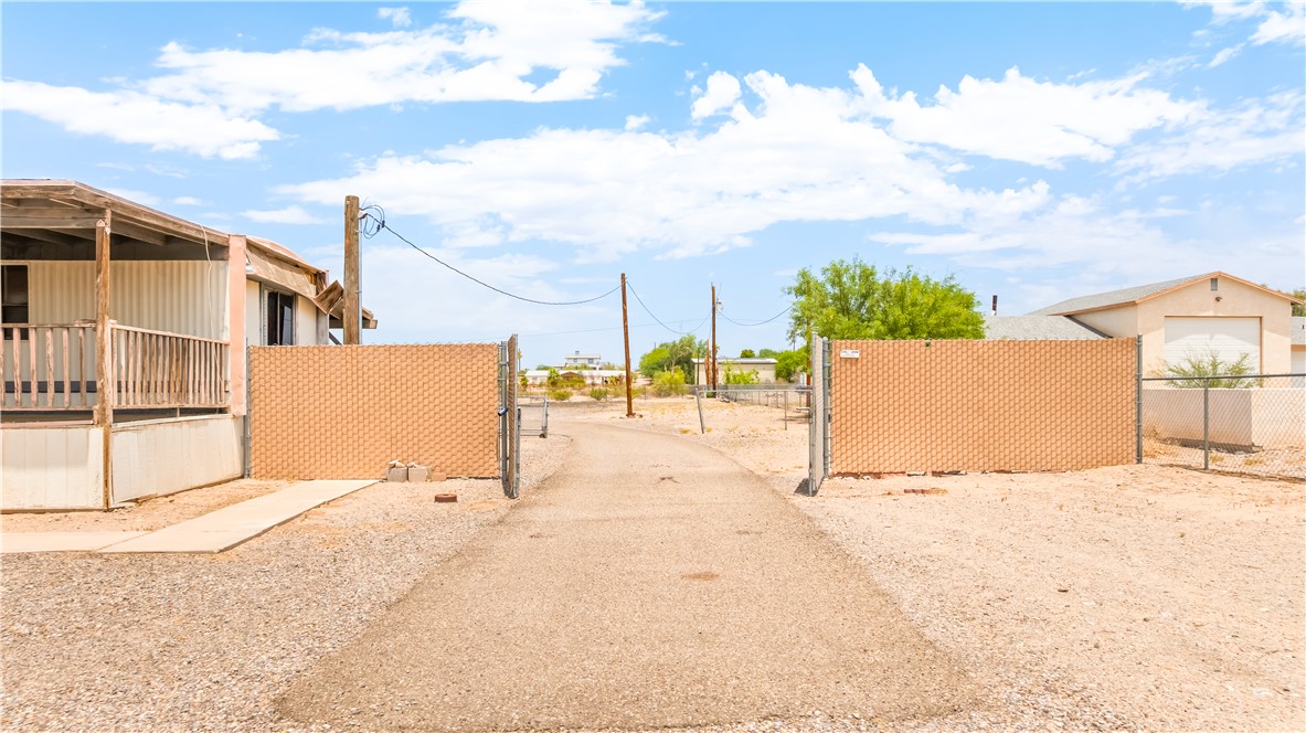 1675 Valencia Road Fort Mohave, AZ 86426 - Photo 45 of 60 Community