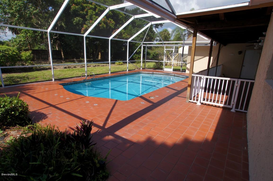 475 Rio Vista Lane Merritt Island, FL 32952 - Photo 2 of 14 Rio Vista 475 - Pool