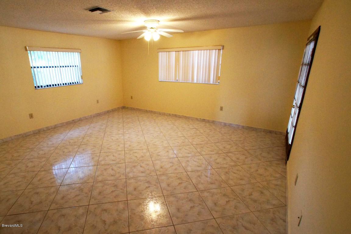 475 Rio Vista Lane Merritt Island, FL 32952 - Photo 8 of 14 Rio Vista 475 -Master