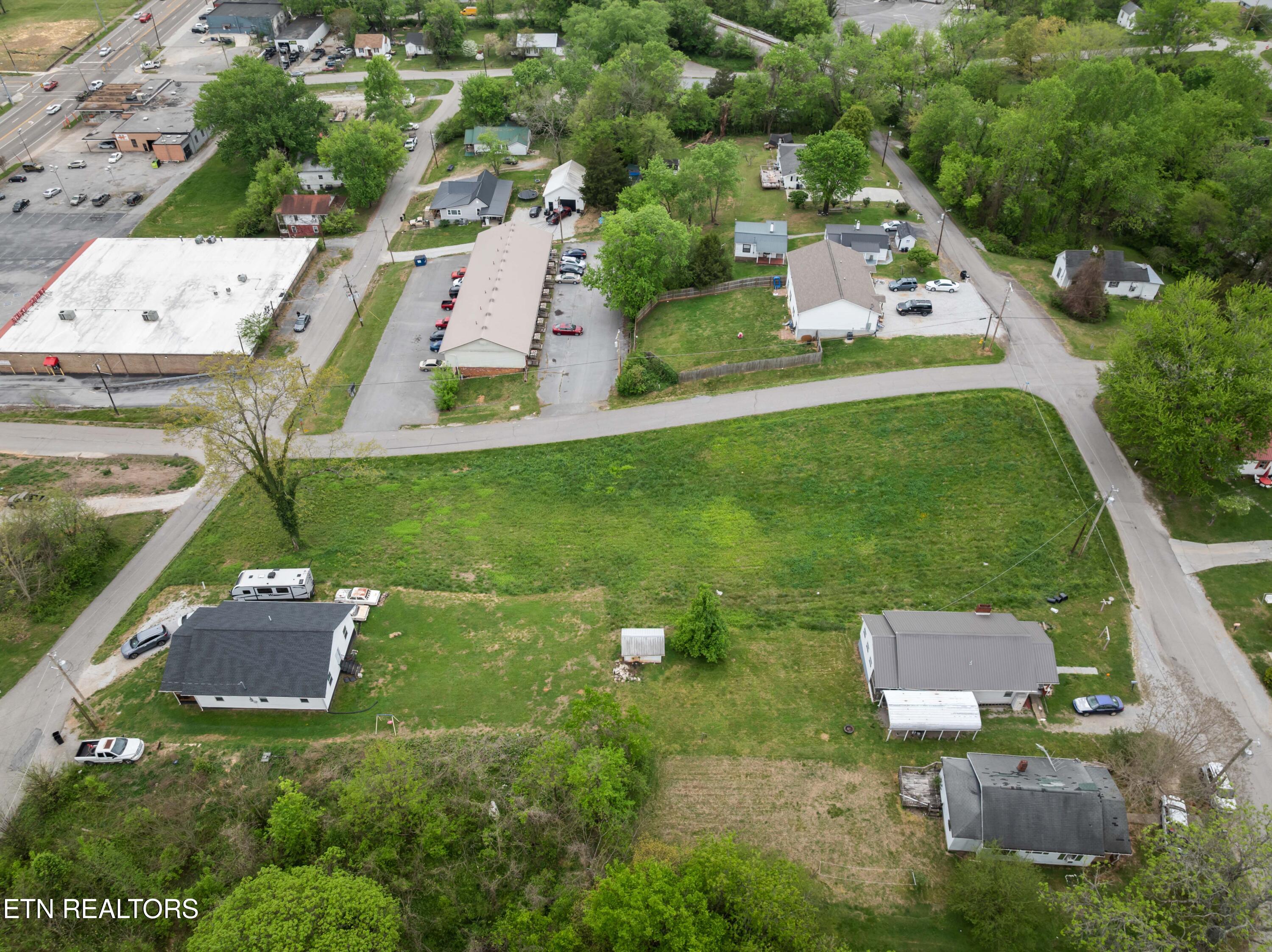West Prospect Street La Follette, TN 37766 - Photo 16 of 20 DJI_0149