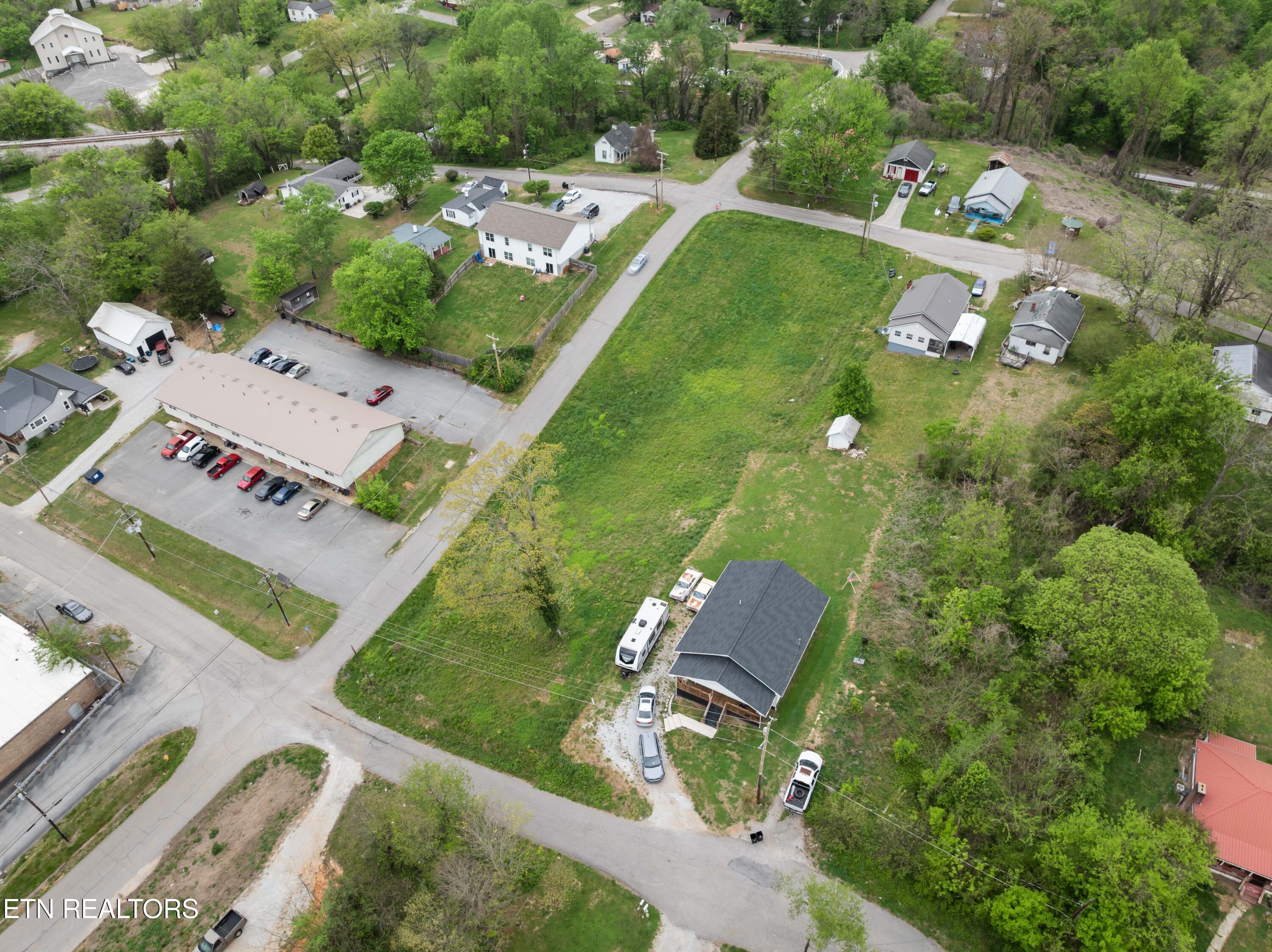West Prospect Street La Follette, TN 37766 - Photo 17 of 20 DJI_0154