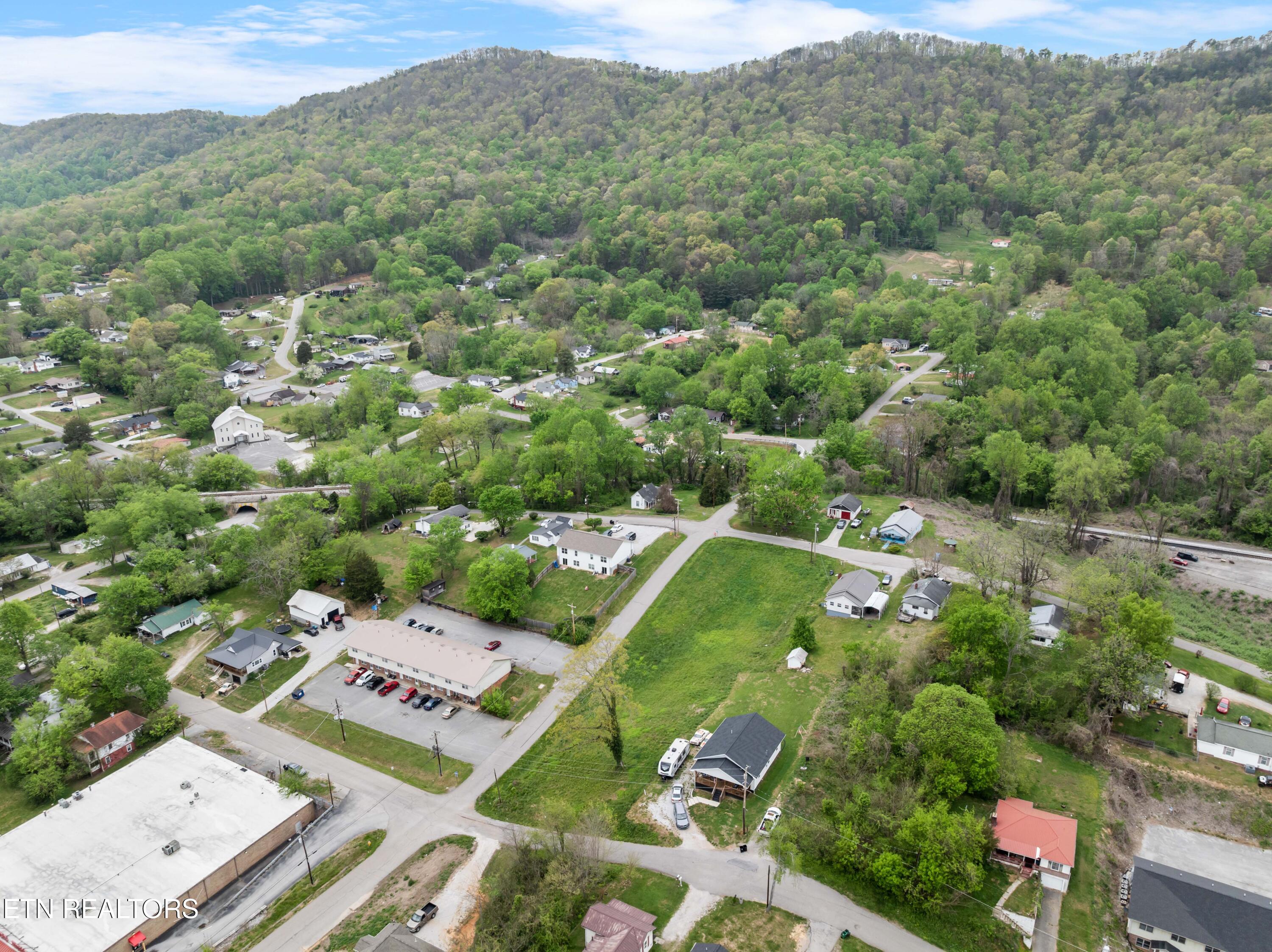 West Prospect Street La Follette, TN 37766 - Photo 18 of 20 DJI_0159