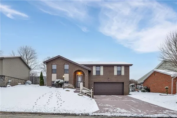 $285,000 | 124 MacBeth Drive, New Kensington, PA 15068