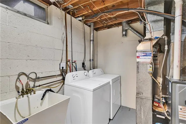 $285,000 | 124 MacBeth Drive, New Kensington, PA 15068