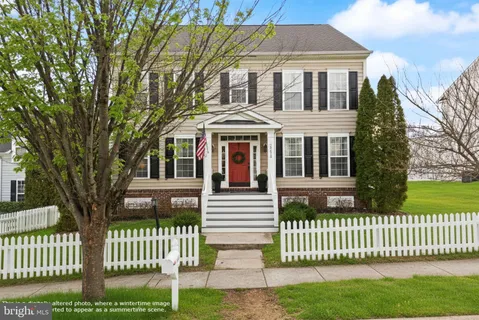 $950,000 | 20413 Peckham Street, Ashburn, VA 20147