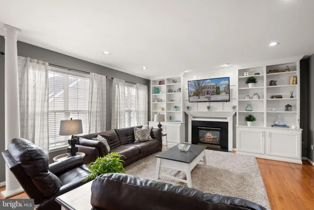 $995,000 | 20413 Peckham Street, Ashburn, VA 20147