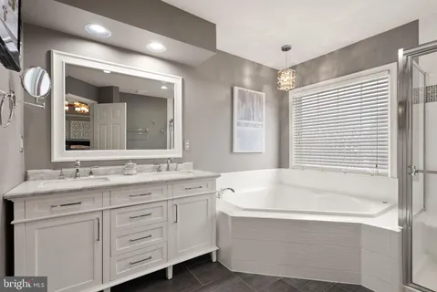 $950,000 | 20413 Peckham Street, Ashburn, VA 20147