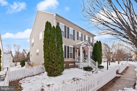 $995,000 | 20413 Peckham Street, Ashburn, VA 20147