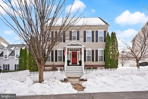 $995,000 | 20413 Peckham Street, Ashburn, VA 20147