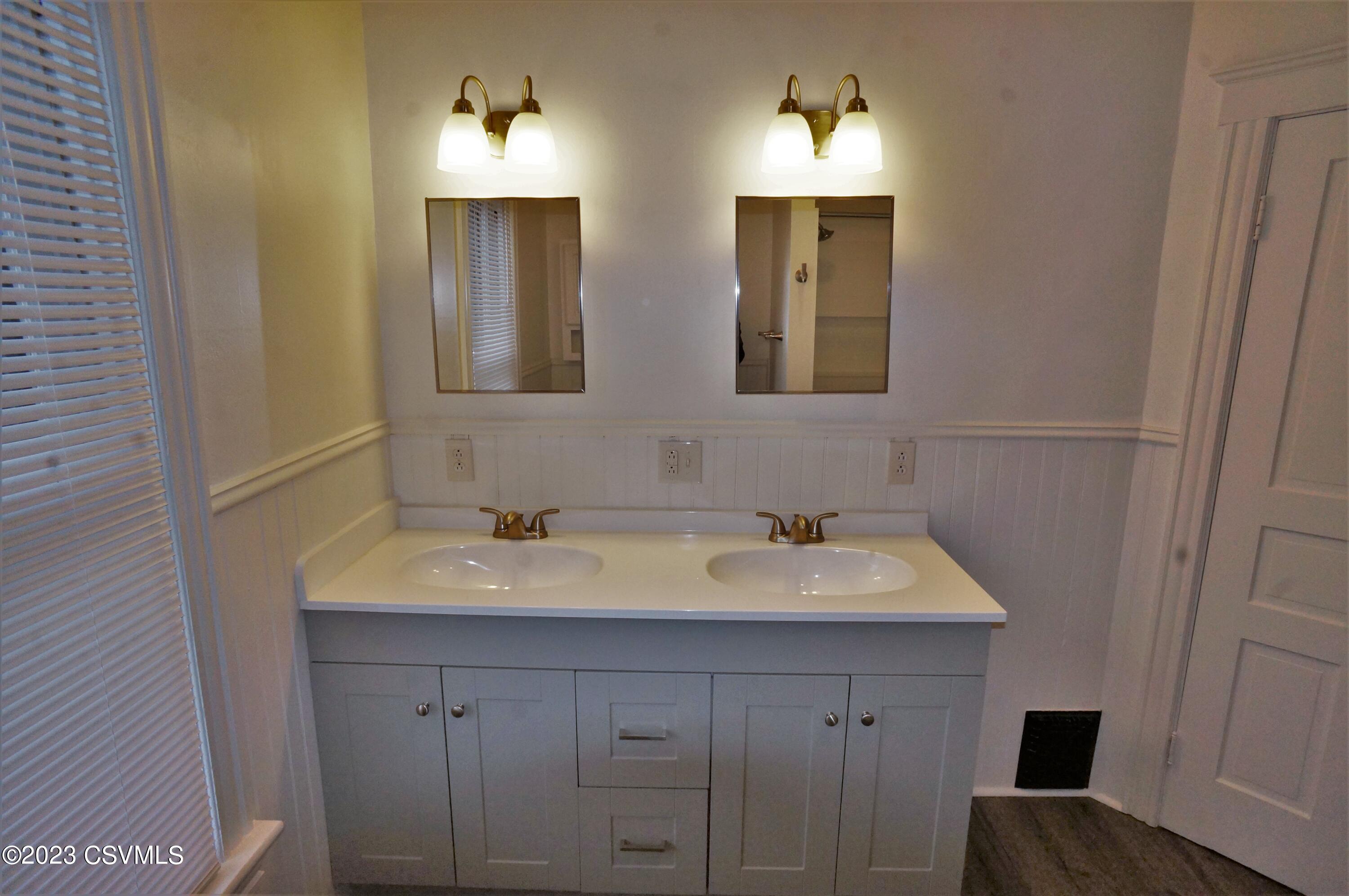 305 Walnut Street Milton, PA 17847 - Photo 16 of 22