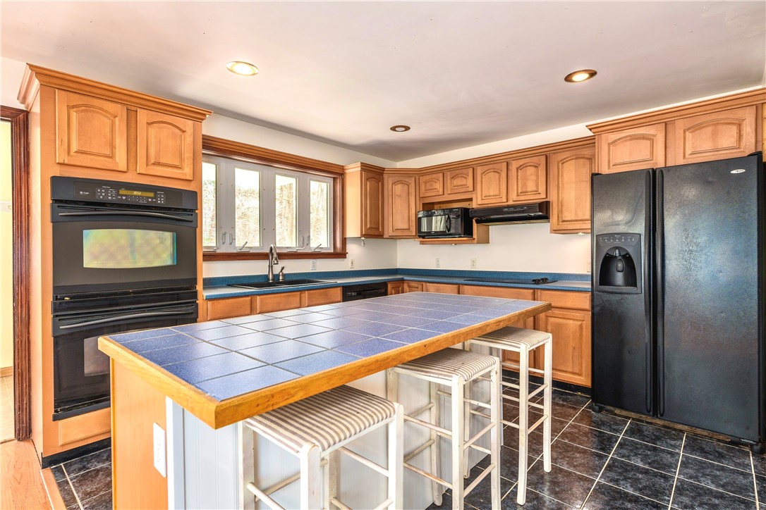 542 Spring Street Exeter, RI 02822 - Photo 11 of 47