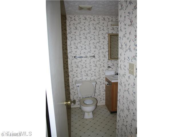314 North River Ridge Road Jonesville, NC 28642 - Photo 6 of 12 Other Bath.