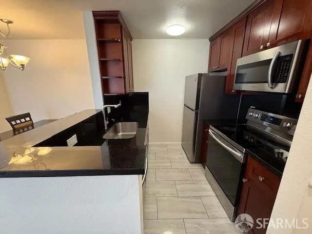 $636,000 | 397 Imperial Way, Unit 306, Daly City, CA 94015