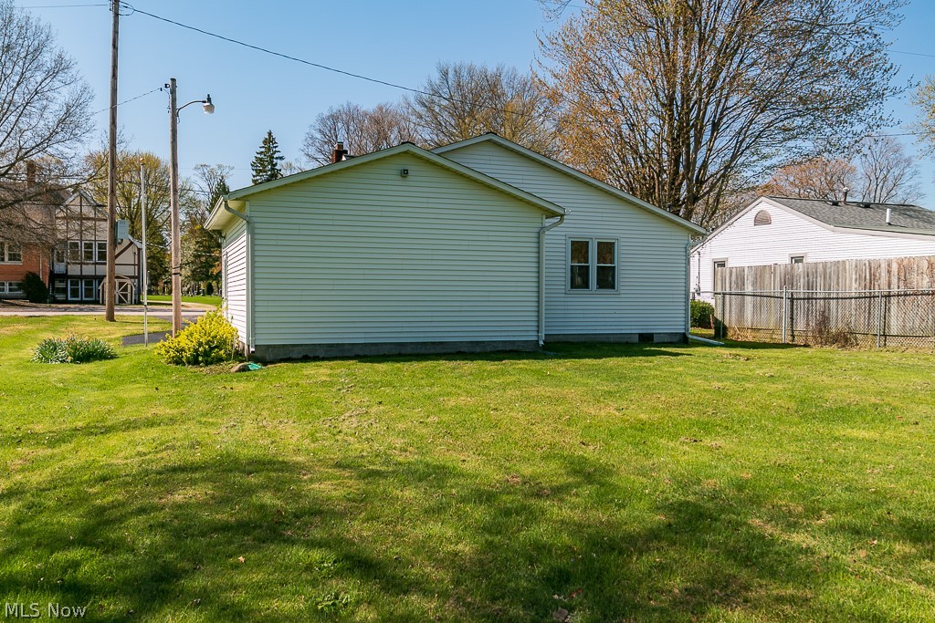 3887 Middle Ridge Road Perry, OH 44081 - Photo 7 of 26