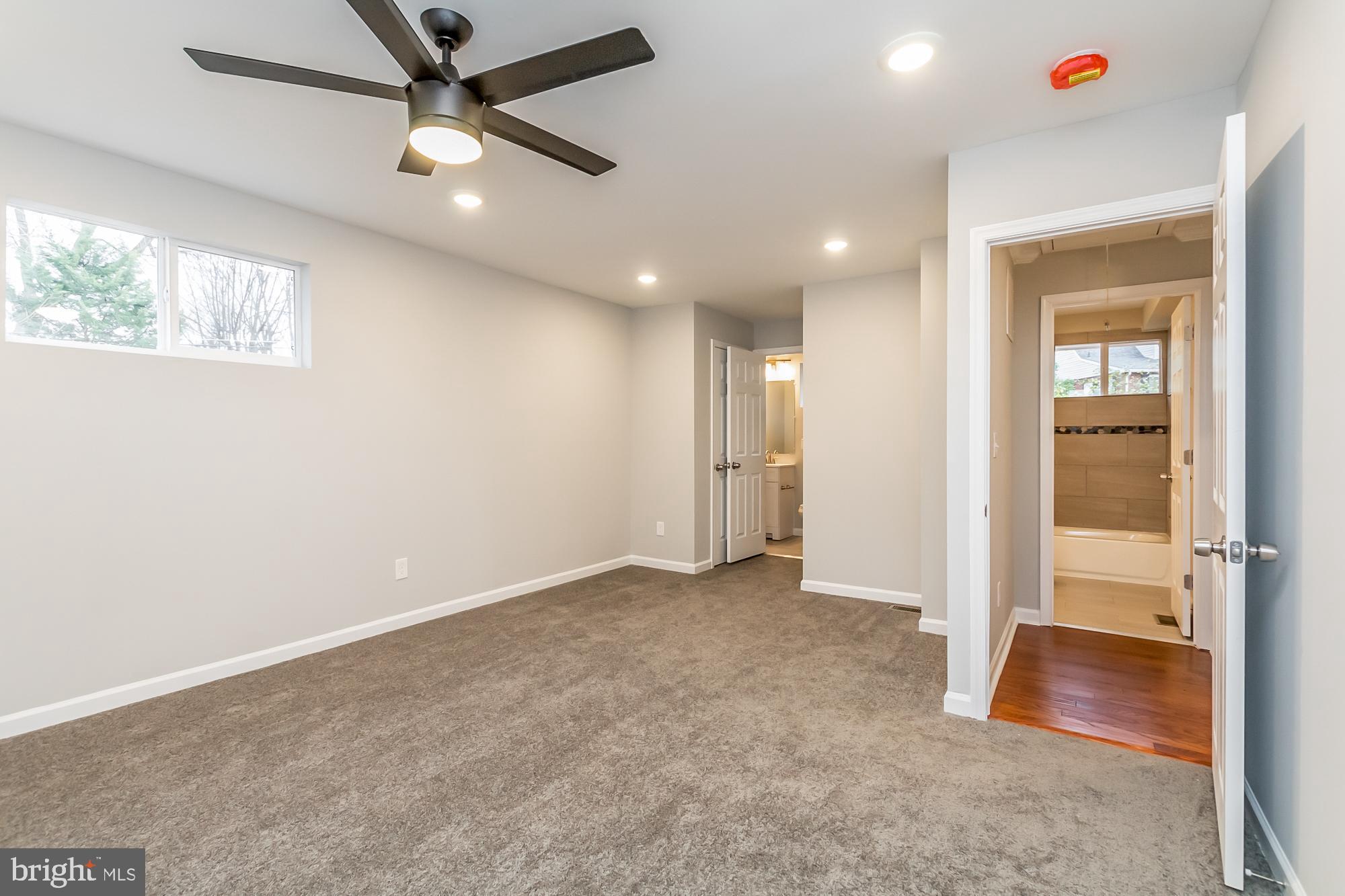 29 Edgemoor Road Lutherville-Timonium, MD 21093 - Photo 11 of 30 Primary Bedroom w/Private Bath