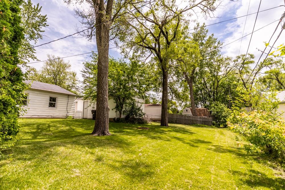 926 West Ridgemont Road Peoria, IL 61614 - Photo 20 of 23 Gallery Image 20