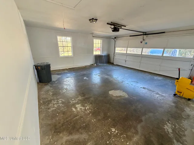 $229,000 | 5828 Clubview Drive, Jackson, MS 39211