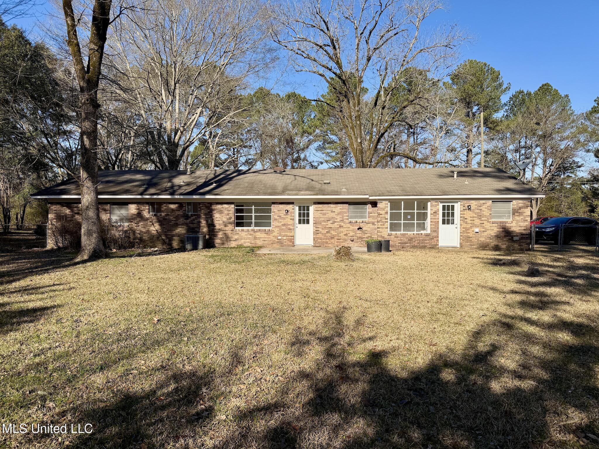 5828 Clubview Drive Jackson, MS 39211 - Photo 24 of 32 IMG_4819