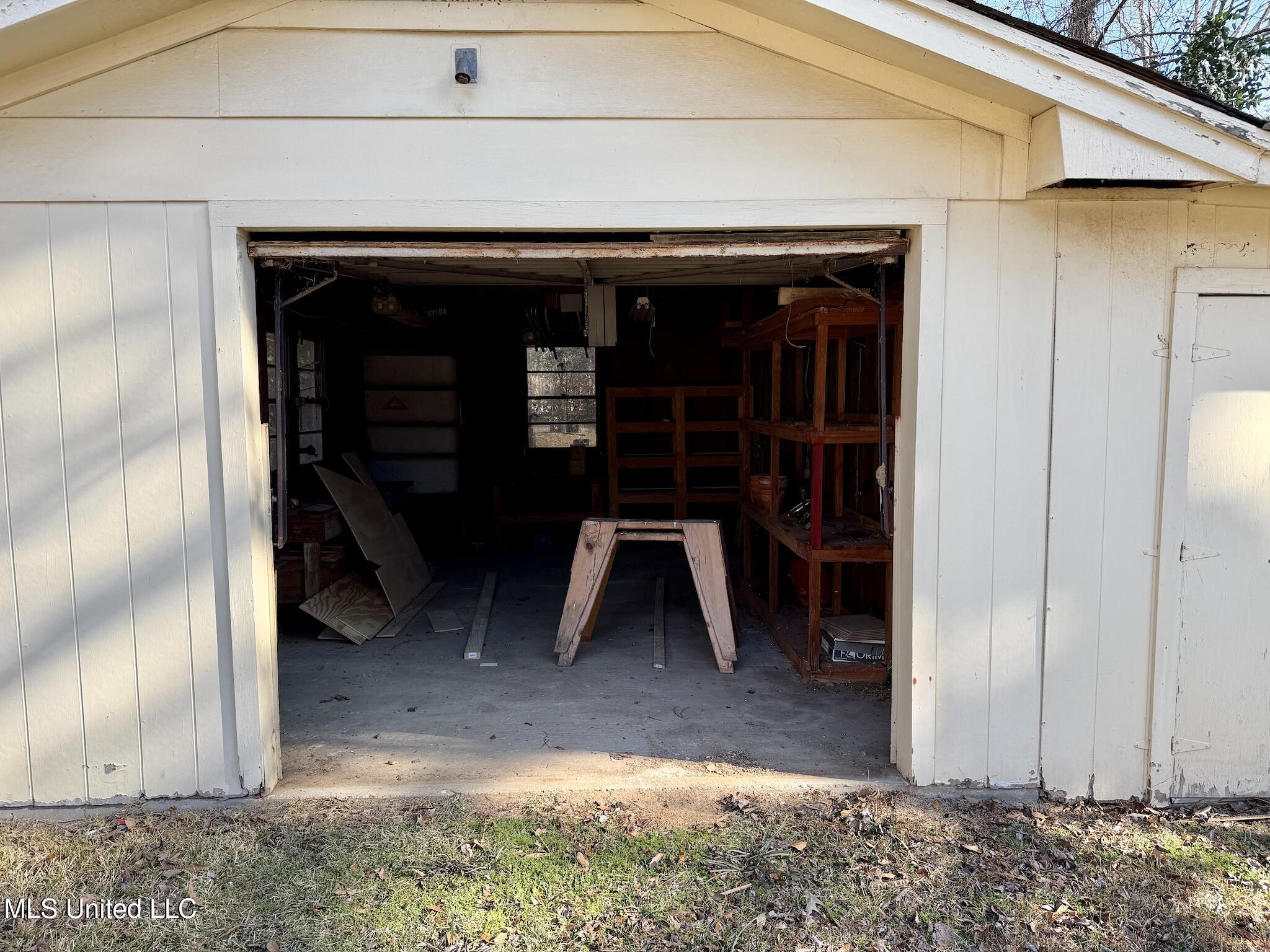 5828 Clubview Drive Jackson, MS 39211 - Photo 27 of 32 IMG_4850