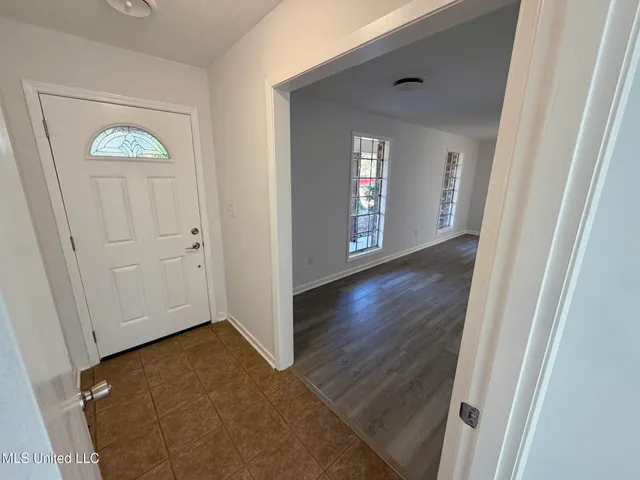 $229,000 | 5828 Clubview Drive, Jackson, MS 39211