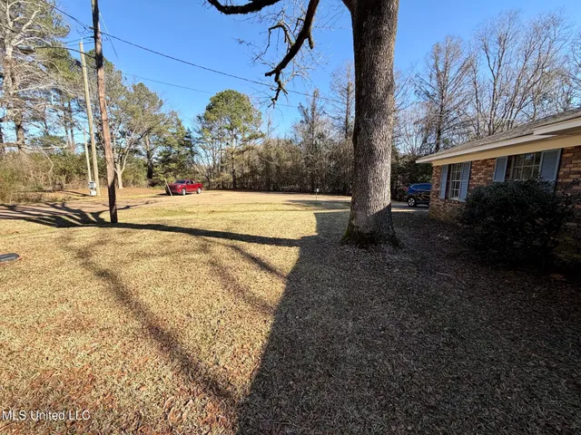 $229,000 | 5828 Clubview Drive, Jackson, MS 39211