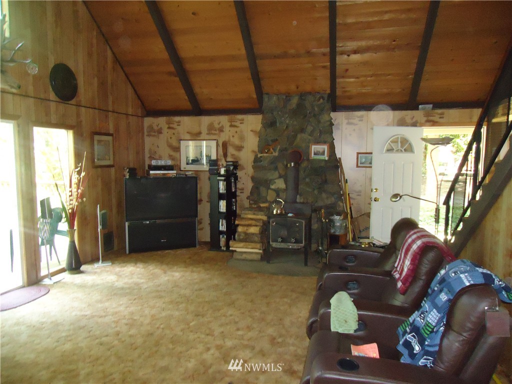 110 Kelly Road Brinnon, WA 98320 - Photo 9 of 19 Gallery Image 9