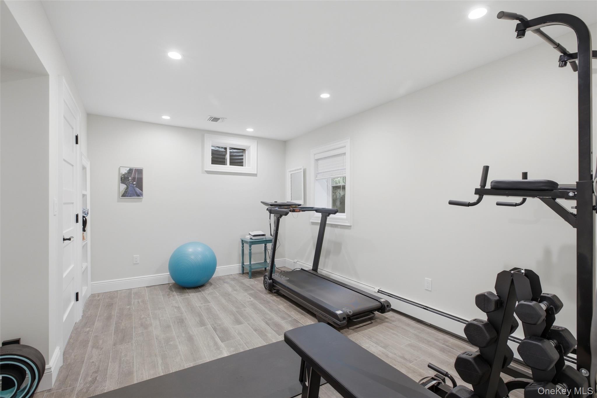 18 West Meadow Road Setauket, NY 11733 - Photo 31 of 32