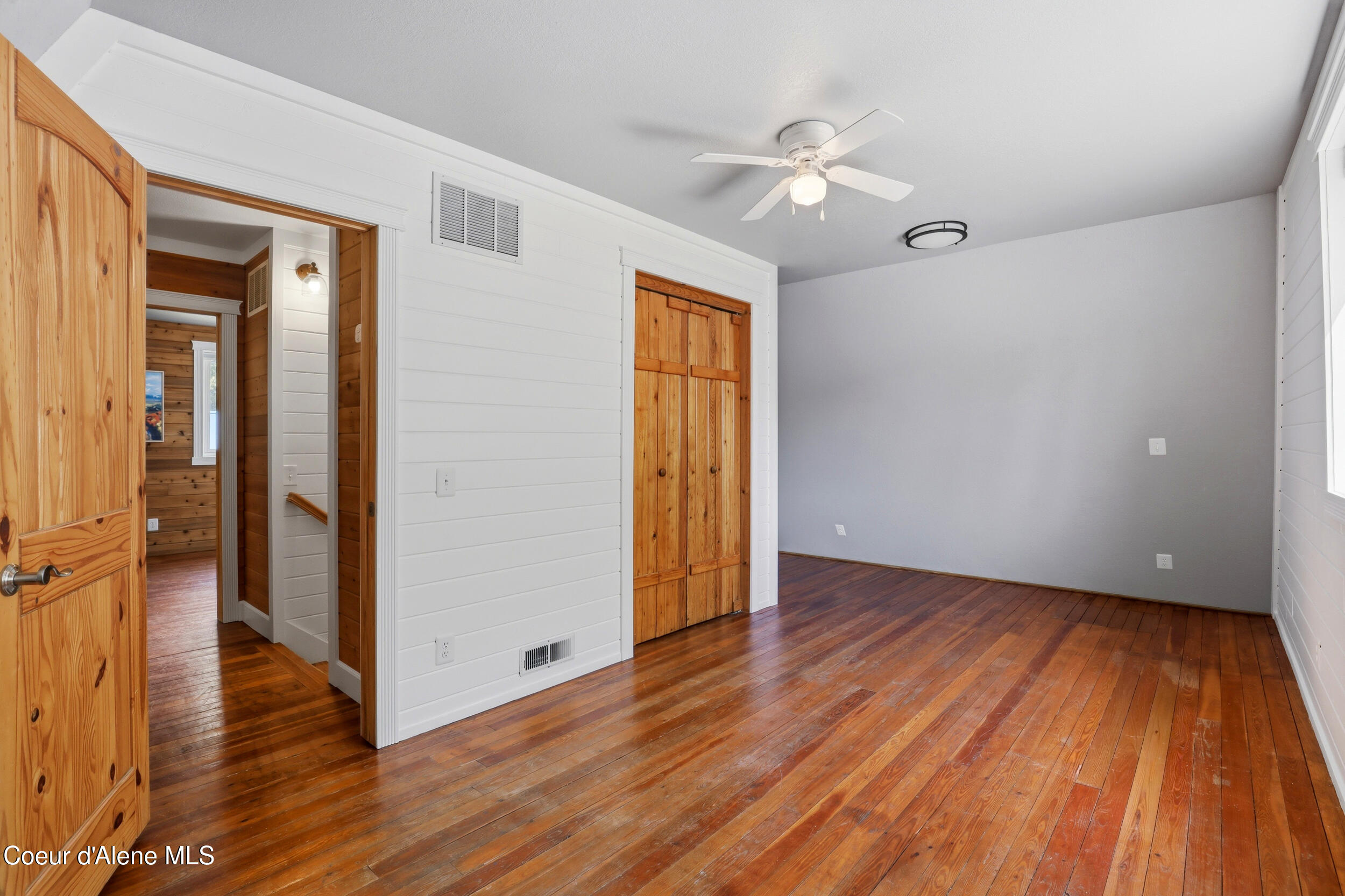 95 Whiskey Jack Road Sandpoint, ID 83864 - Photo 19 of 29 upstairs bed 2
