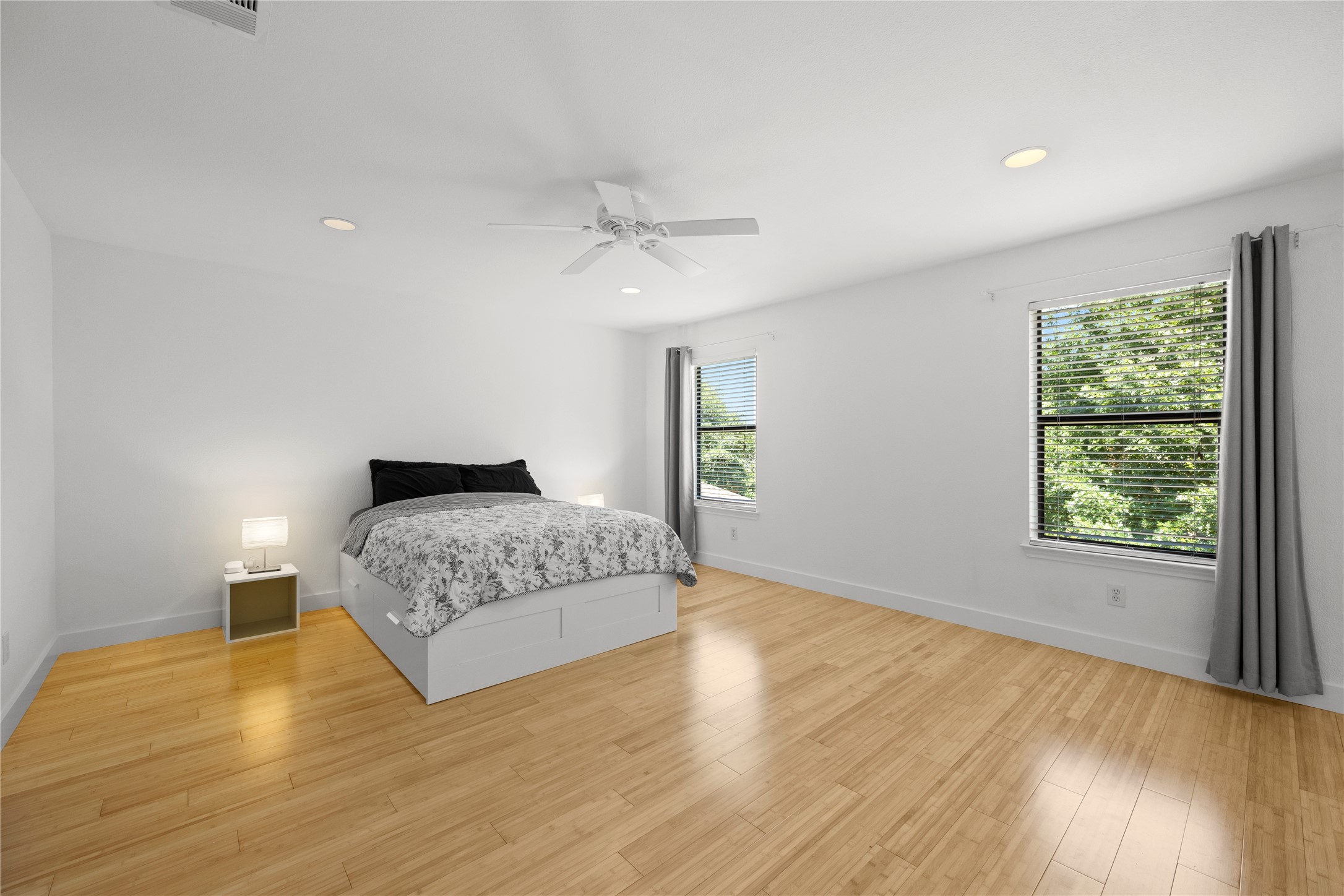 504 Tyree Road Cedar Park, TX 78613 - Photo 16 of 35 Primary Bedroom